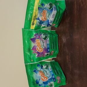Gain laundry bundle